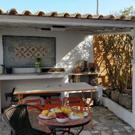 Casa Do Al-gharb Feriehus *